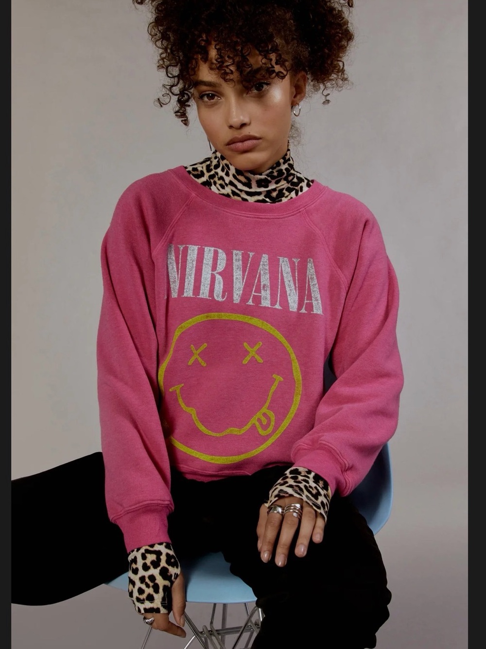Daydreamer x Love Spell Nirvana Smiley Face Pink Oversized Sweatshirt